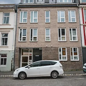 Modern Comfort In The Heart Of Apartment